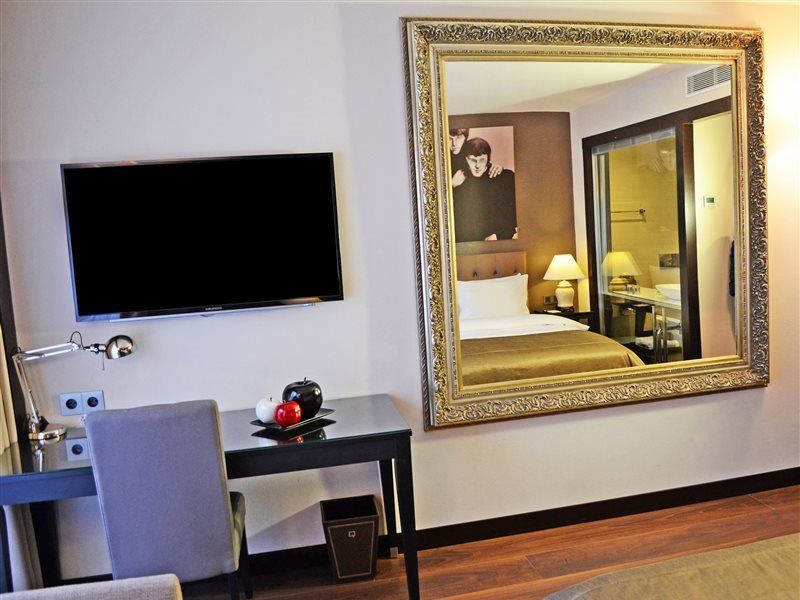 Quentin Berlin Hotel Am Kurfuerstendamm Ngoại thất bức ảnh
